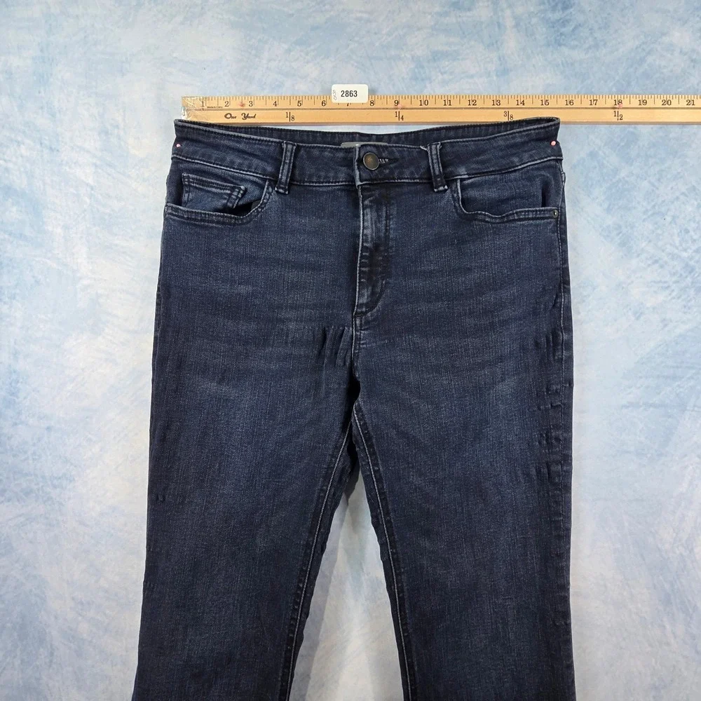 DL1961 Dark Wash High Rise Flare Jeans with Side Slit‎ Raw Hem Size 30
